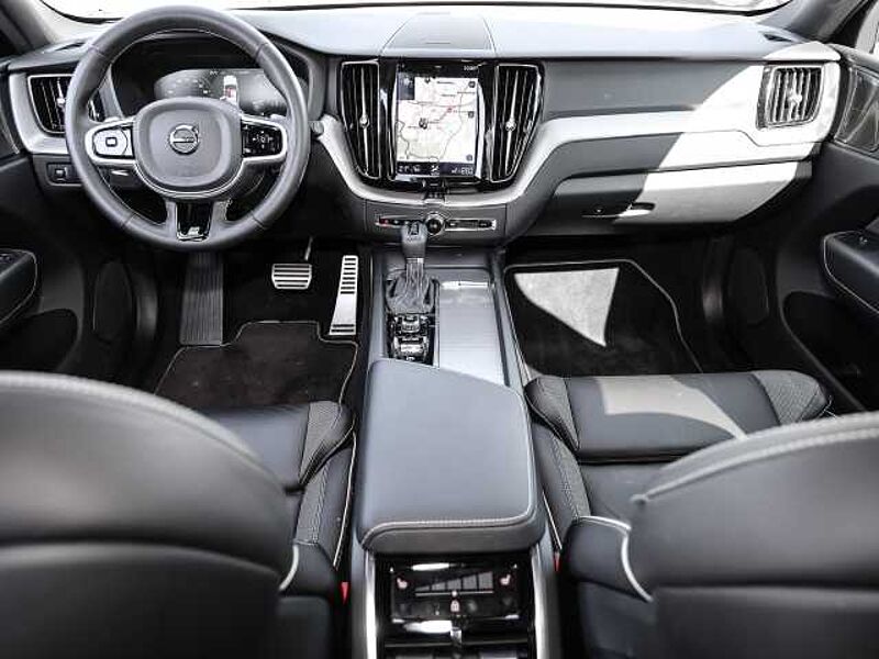 Volvo XC60 R Design 2WD D4 EU6d-T HUD Navi digitales Cockpit Memory Sitze Soundsystem Harma