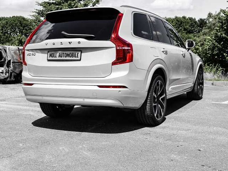 Volvo XC90 Momentum Pro AWD B5 Diesel EU6d Allrad HUD StandHZG AHK Navi digitales Cockpit M