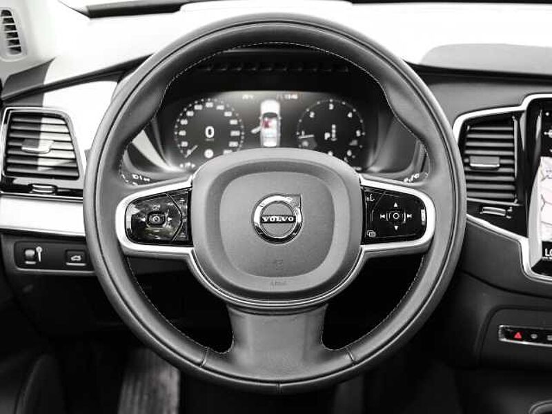 Volvo XC90 Momentum Pro AWD B5 Diesel EU6d Allrad HUD StandHZG AHK Navi digitales Cockpit M