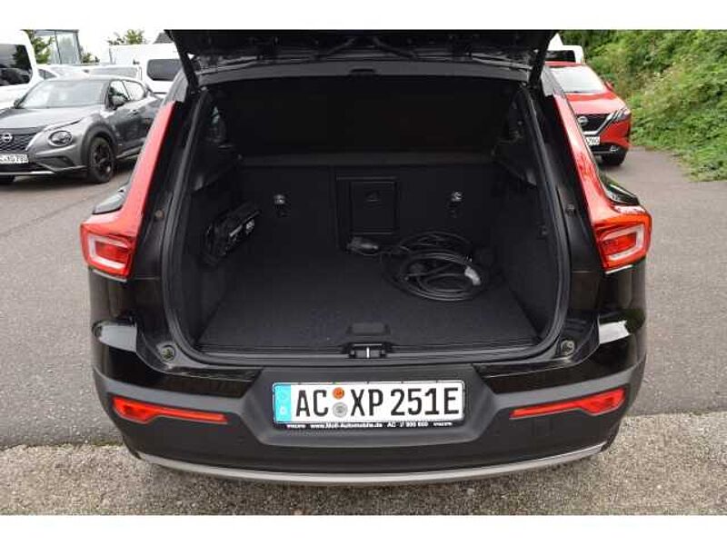 Volvo XC40 Inscription Expression Recharge Plug-In Hybrid 2WD T5 Twin Engine EU6d AHK Navi