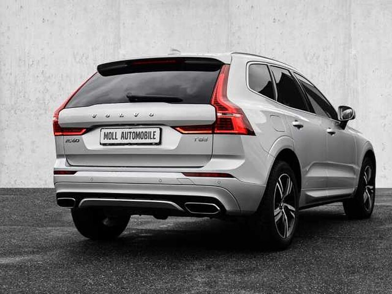 Volvo XC60 R Design 2WD T5 EU6d-T Navi digitales Cockpit Soundsystem LED Kurvenlicht Schein