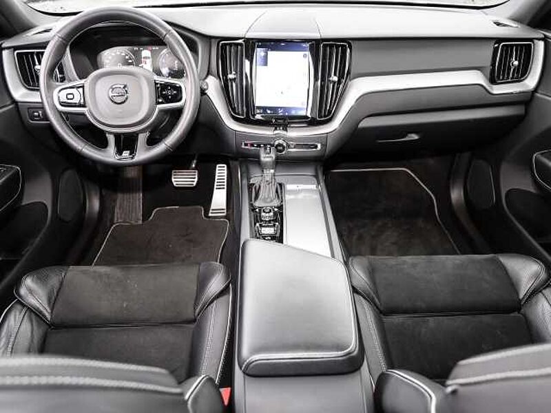 Volvo XC60 R Design 2WD T5 EU6d-T Navi digitales Cockpit Soundsystem LED Kurvenlicht Schein