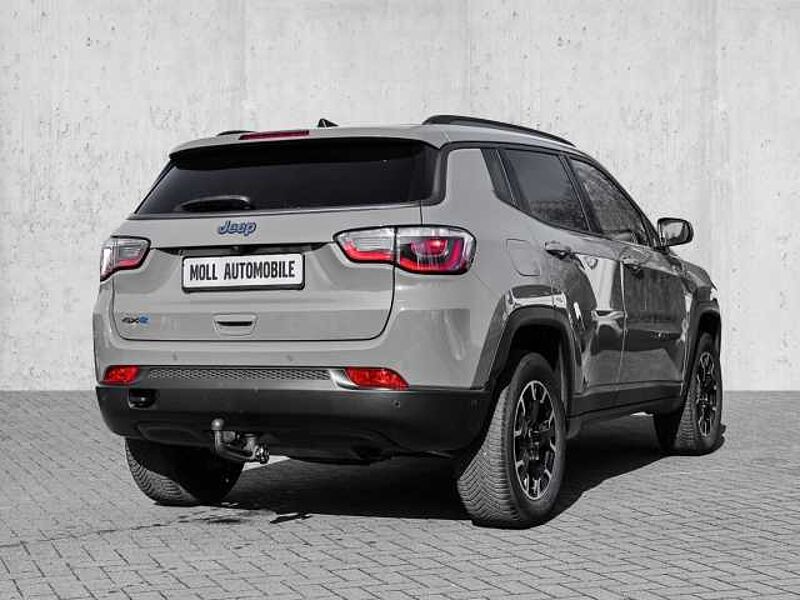 Jeep Compass Trailhawk Plug-In Hybrid Navi Soundsystem ACC El. Heckklappe