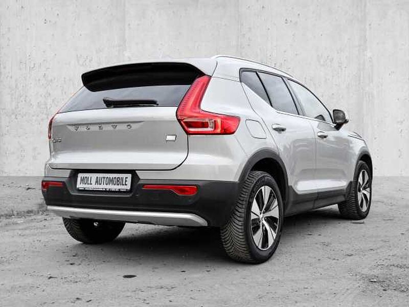 Volvo XC40 Core Recharge Plug-In Hybrid 2WD T5 Twin Engine EU6d StandHZG digitales Cockpit