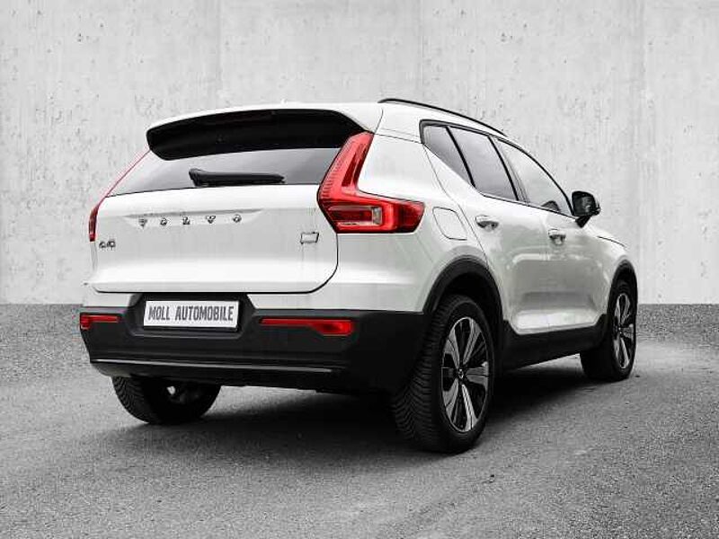 Volvo XC40 Plus Dark Recharge Plug-In Hybrid 2WD T5 Twin Engine EU6d StandHZG Navi digitale