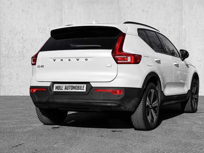 Volvo XC40 Plus Dark Recharge Plug-In Hybrid 2WD T5 Twin Engine EU6d StandHZG Navi digitale