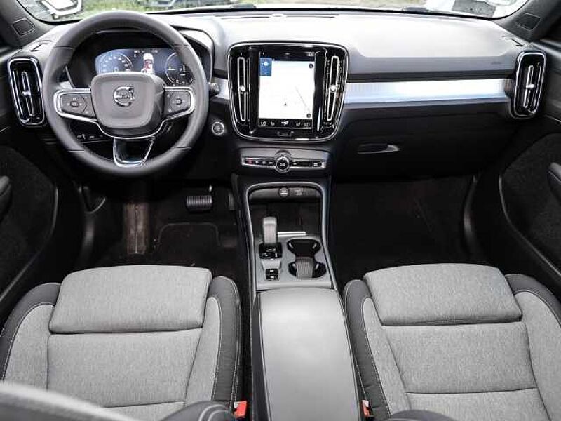 Volvo XC40 Core Recharge Plug-In Hybrid 2WD T4 Twin Engine EU6d StandHZG digitales Cockpit