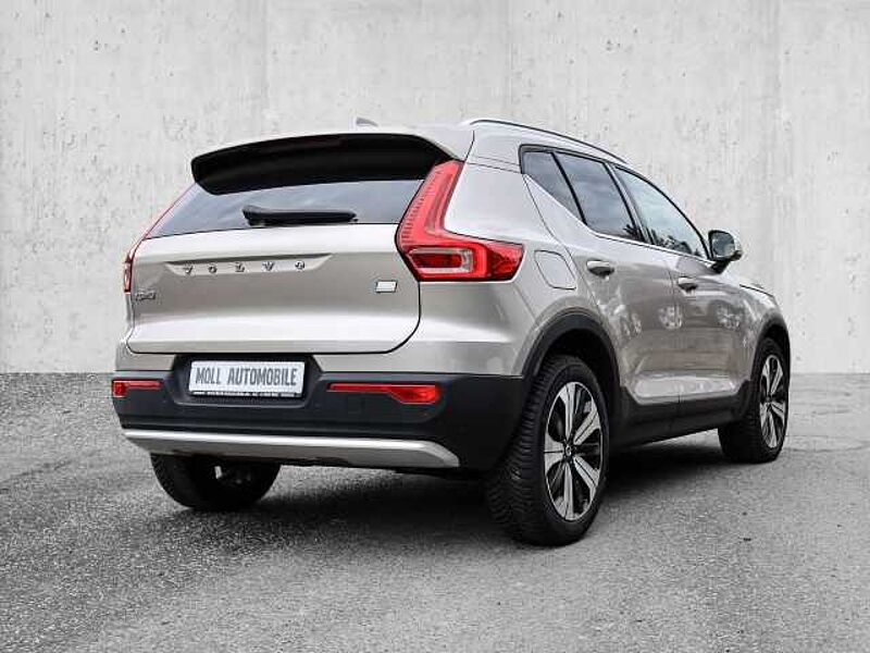 Volvo XC40 Ultimate Bright Recharge Plug-In Hybrid 2WD T4 Twin Engine EU6d StandHZG Navi di