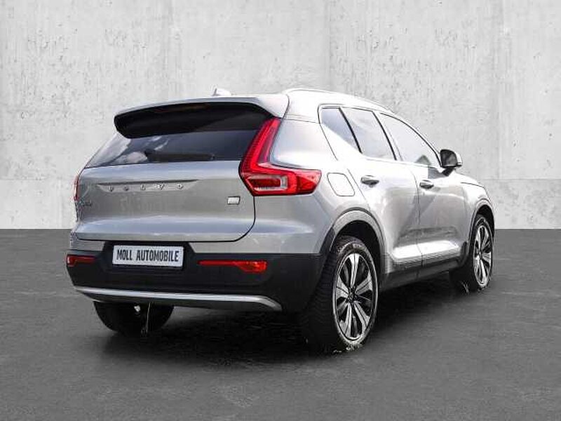 Volvo XC40 Plus Bright Recharge Plug-In Hybrid 2WD T4 Twin Engine EU6d StandHZG Navi digita