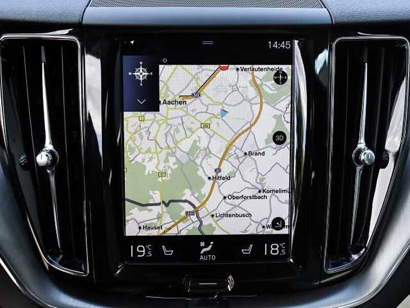 Volvo XC60 Momentum 2WD T5 EU6d-T StandHZG Panorama Navi Leder digitales Cockpit Soundsyste