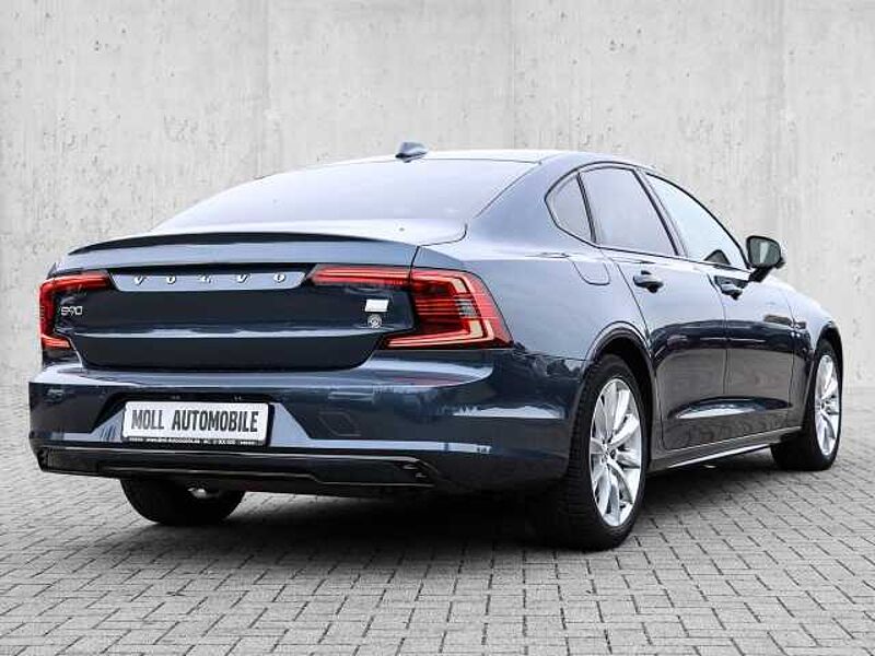 Volvo S90 R-Design Expression Recharge Plug-In Hybrid AWD T8 Twin Engine EU6d Allrad Stand