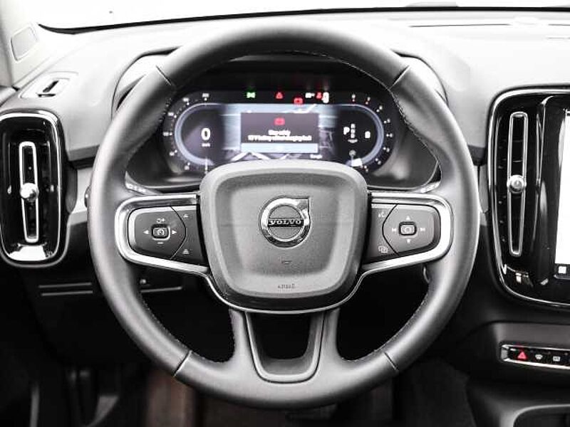 Volvo XC40 Plus Dark 2WD B3 EU6d Navi Leder digitales Cockpit Memory Sitze Soundsystem