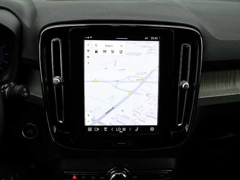 Volvo XC40 Plus Dark 2WD B3 EU6d Navi Leder digitales Cockpit Memory Sitze Soundsystem