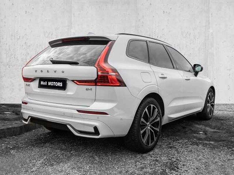 Volvo XC60 Ultimate Dark 2WD B4 Diesel EU6d HUD AD digitales Cockpit Memory Sitze Soundsyst