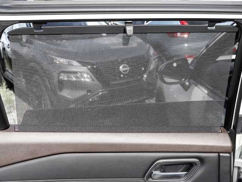 Nissan X-Trail Tekna 1.5 VC-T e-Power 204PS 4x2 Panorama-Glasschiebedach 2FL