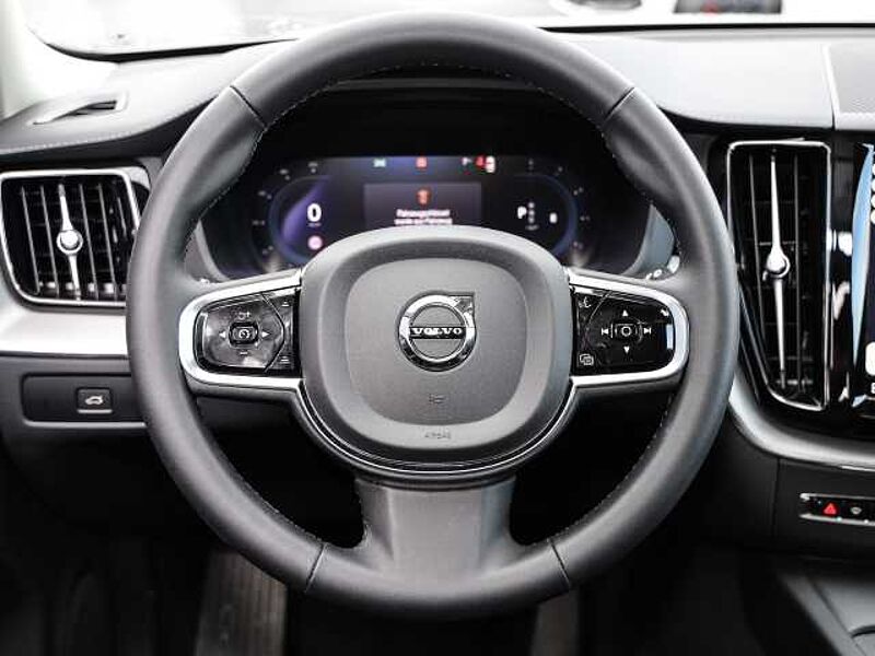 Volvo XC60 Ultimate Dark AWD B4 Diesel EU6d Allrad HUD AD StandHZG digitales Cockpit Memory