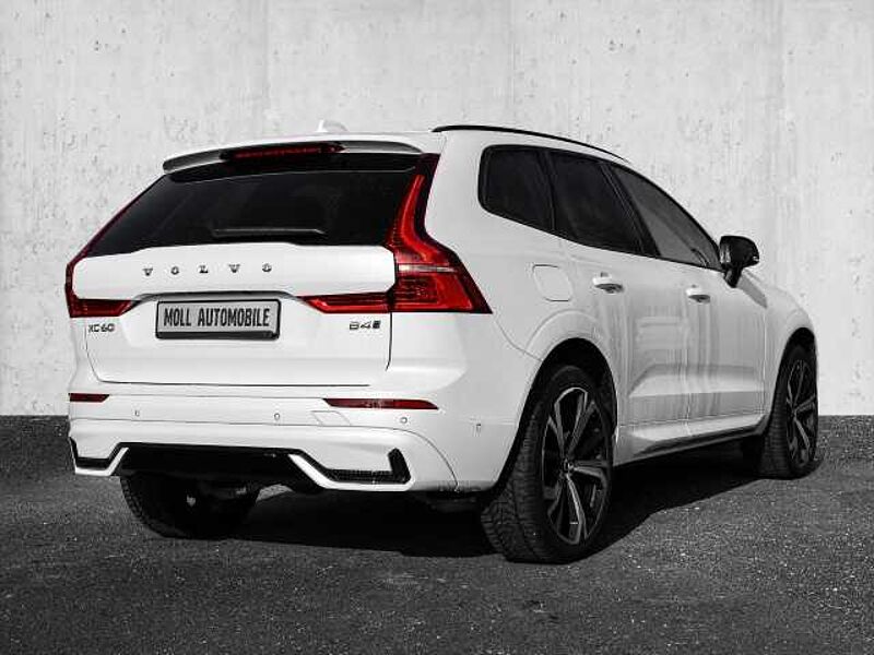 Volvo XC60 Ultimate Dark AWD B4 Diesel EU6d Allrad HUD AD StandHZG digitales Cockpit Memory