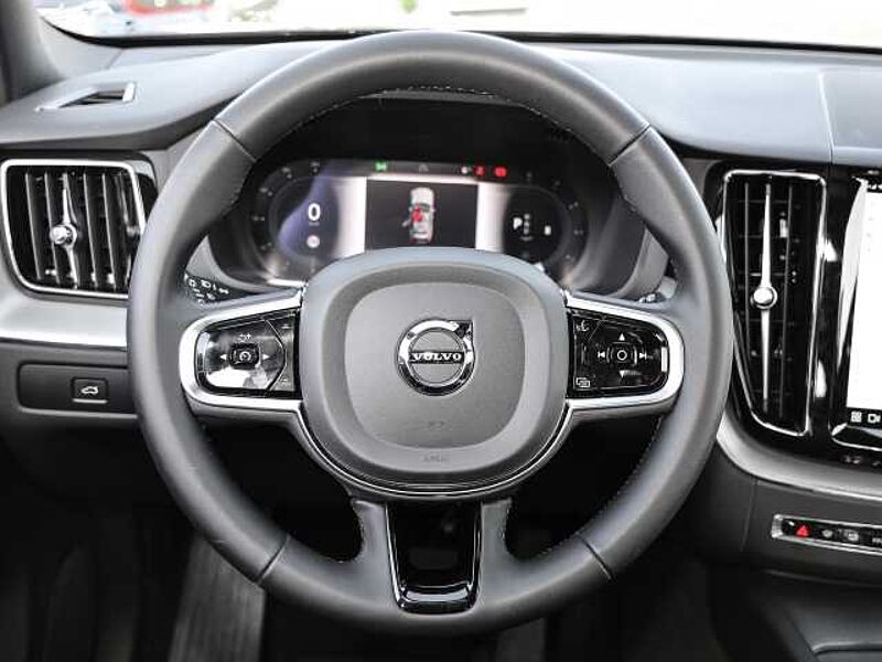 Volvo XC60 Plus Dark AWD B4 Diesel EU6d Allrad Leder digitales Cockpit Memory Sitze Soundsy