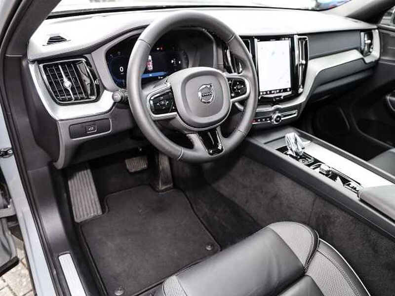 Volvo XC60 Ultimate Dark AWD B5 Benzin EU6d Allrad HUD StandHZG Leder digitales Cockpit Mem