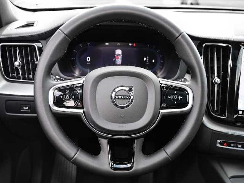 Volvo XC60 Ultimate Dark AWD B5 Benzin EU6d Allrad HUD StandHZG Leder digitales Cockpit Mem